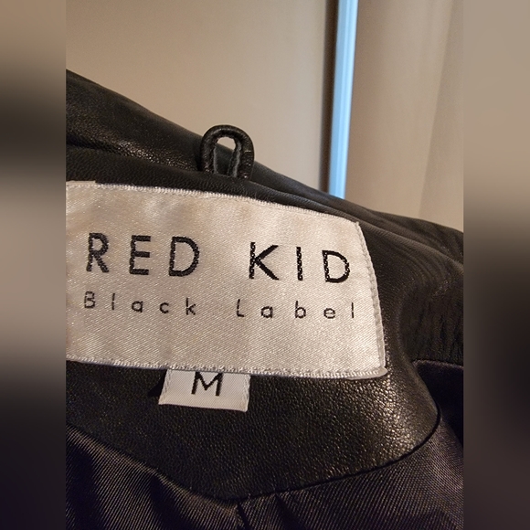 Buttery Soft Leather Blazer Womens size med - Picture 4 of 7